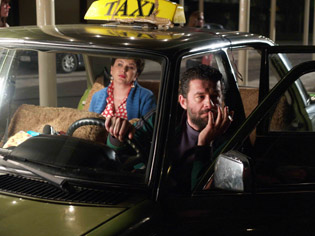 Zena_sa _slomljenim_nosem